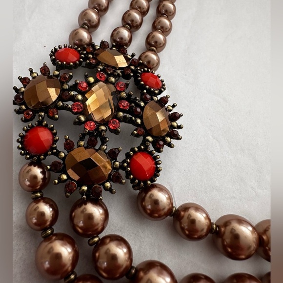 Brown faux pearl Multi-Strand necklace with crystal brooch accent vintage style - Picture 4 of 4